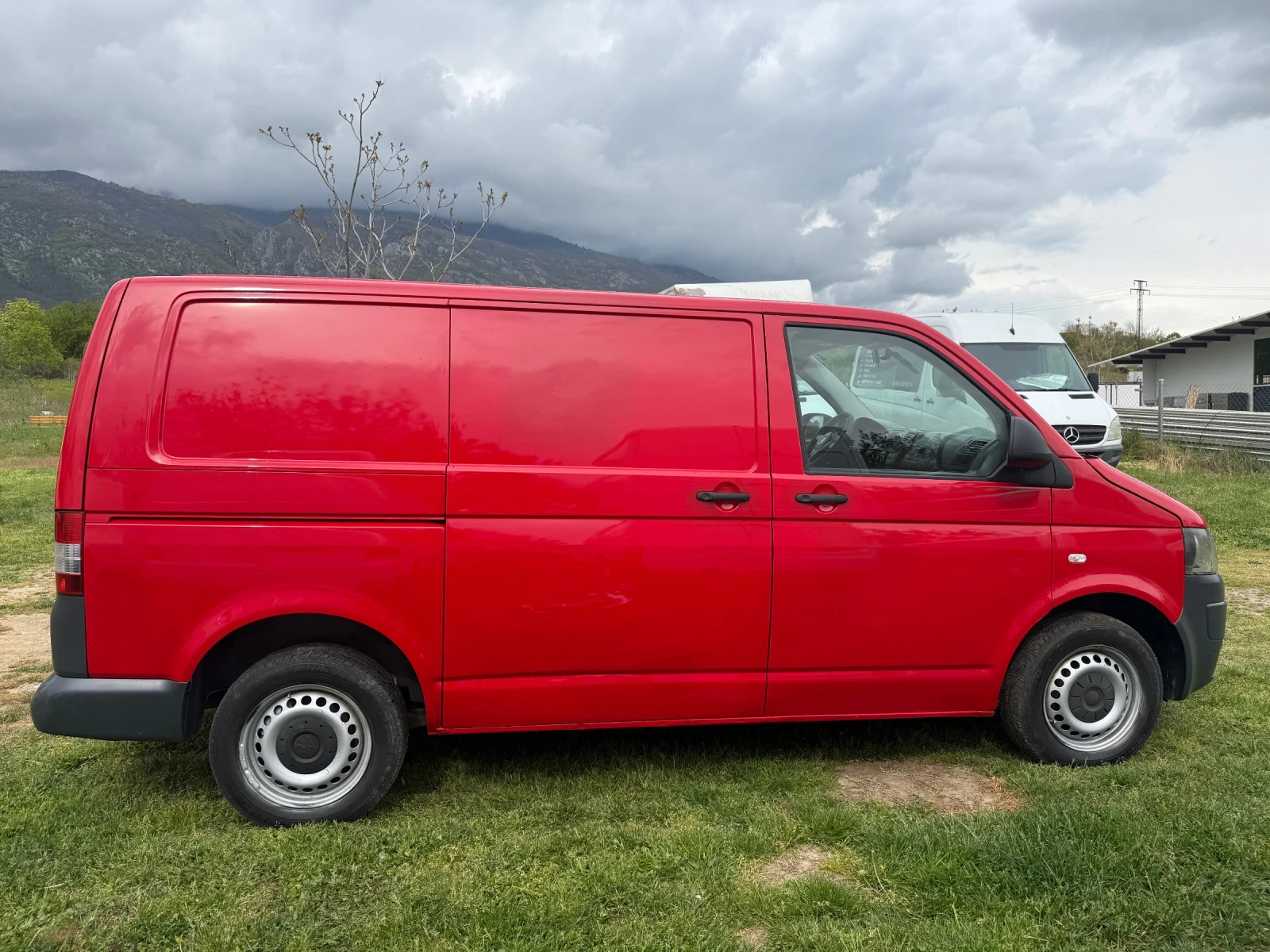 VW Transporter 2HDI T5 Климатик, снимка 7 - Бусове и автобуси - 54357557