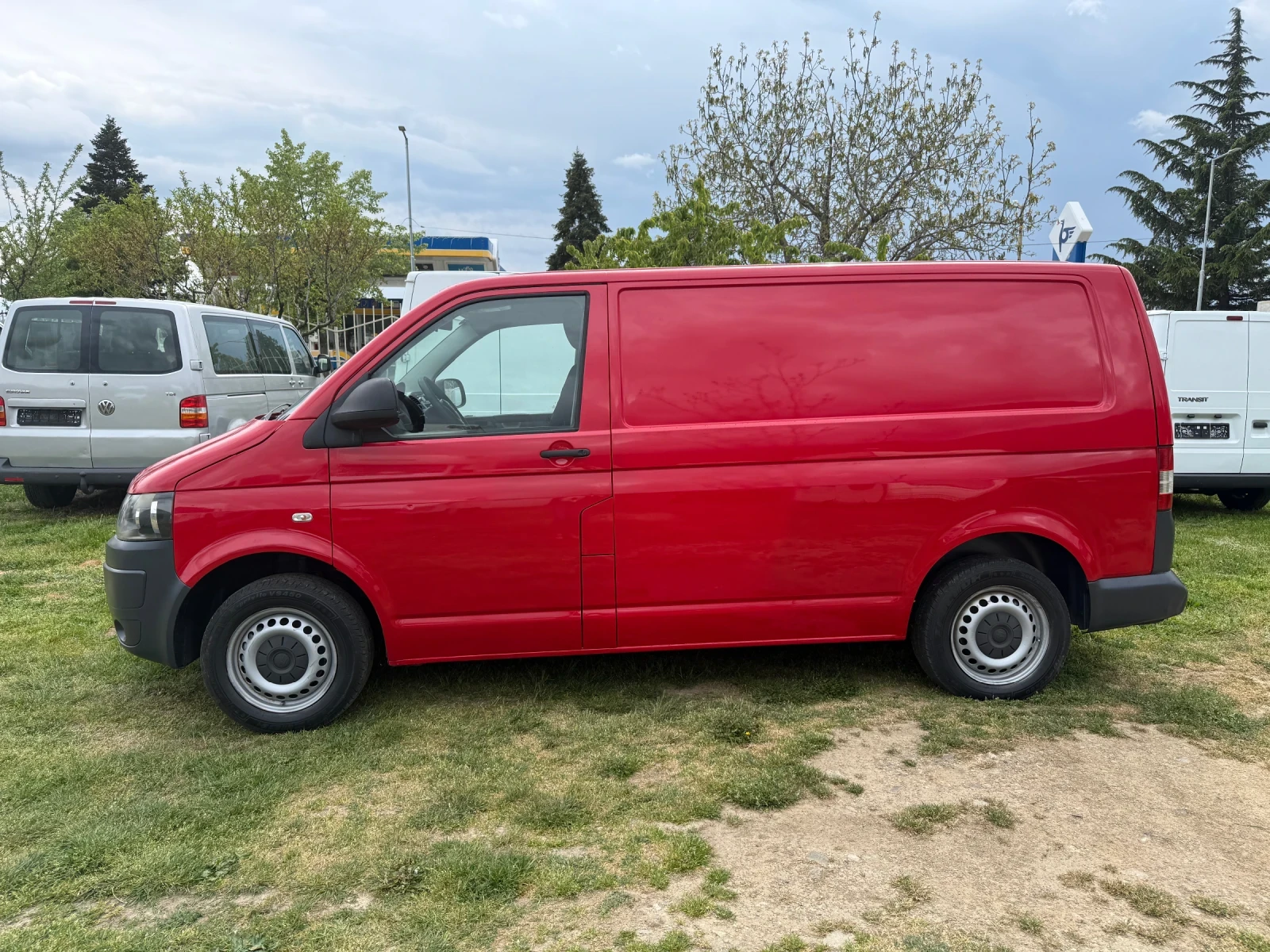 VW Transporter 2HDI T5 Климатик, снимка 4 - Бусове и автобуси - 54357557