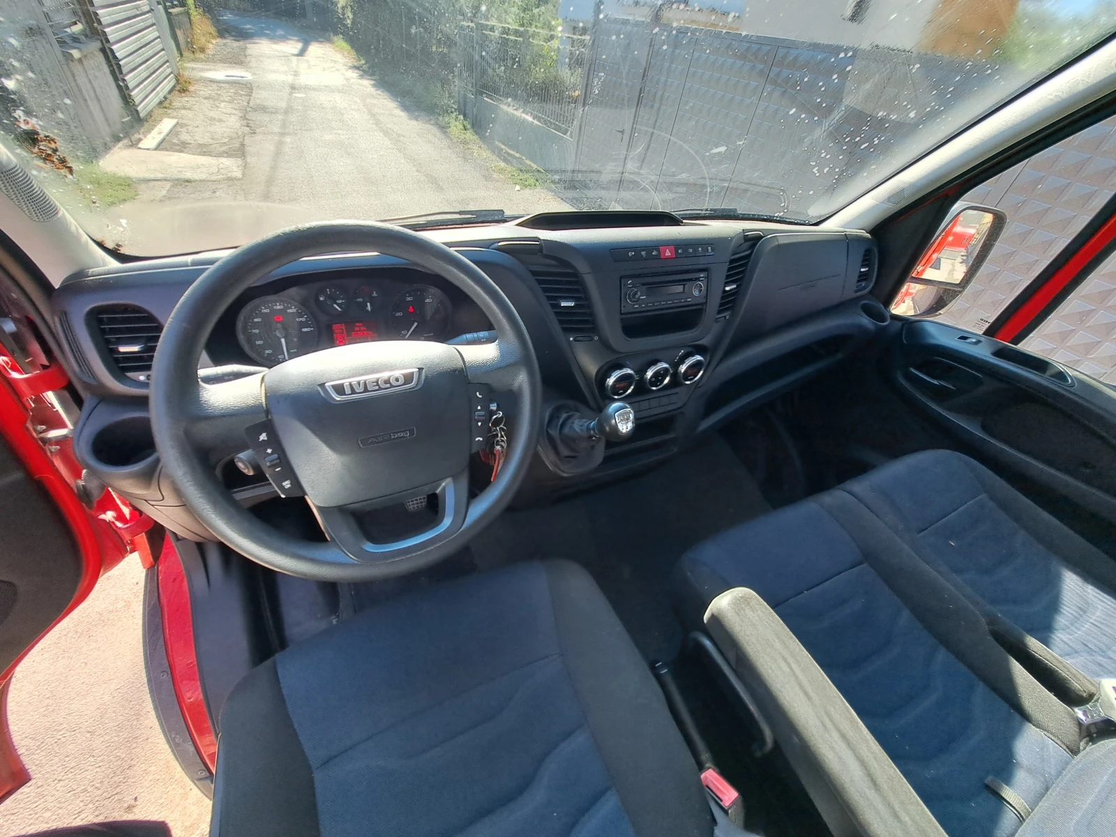 Iveco 35s18 3.0TDI 180ks MAXI EURO 6 - ДВЕ СТРАНИЧНИ ВРАТИ, снимка 12 - Бусове и автобуси - 56251557