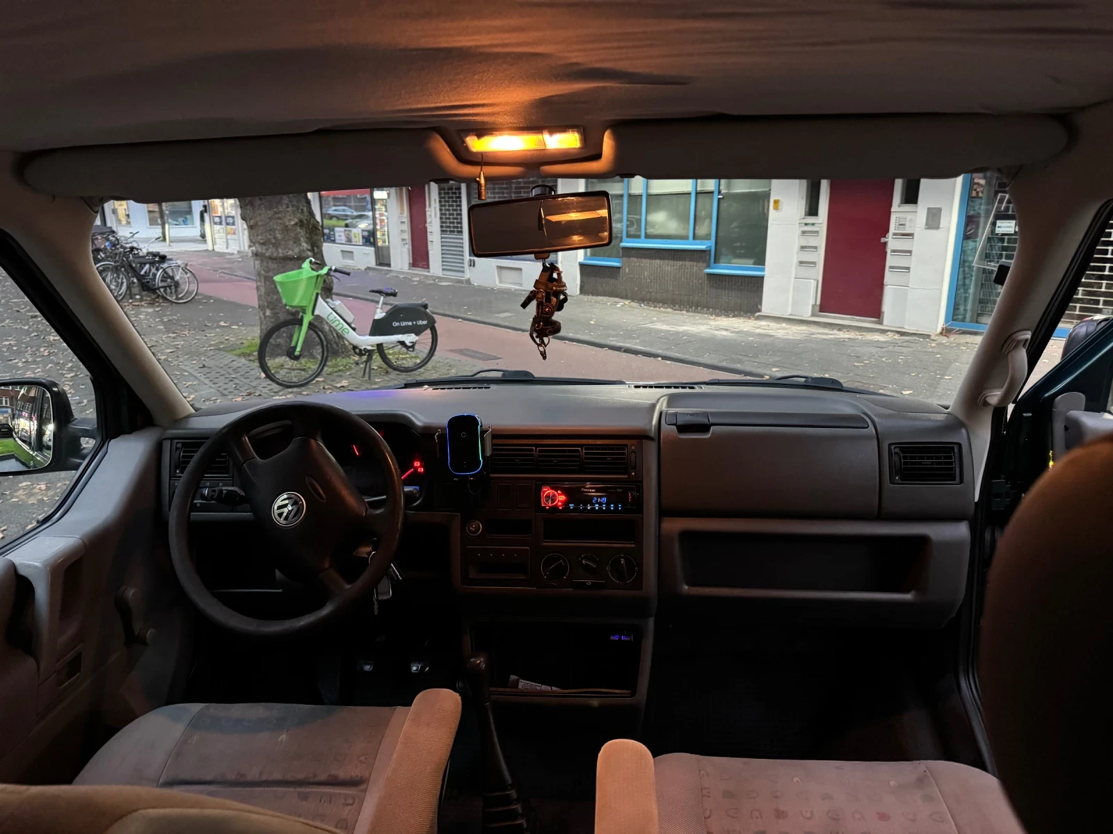 VW T4, снимка 8 - Бусове и автобуси - 56341174