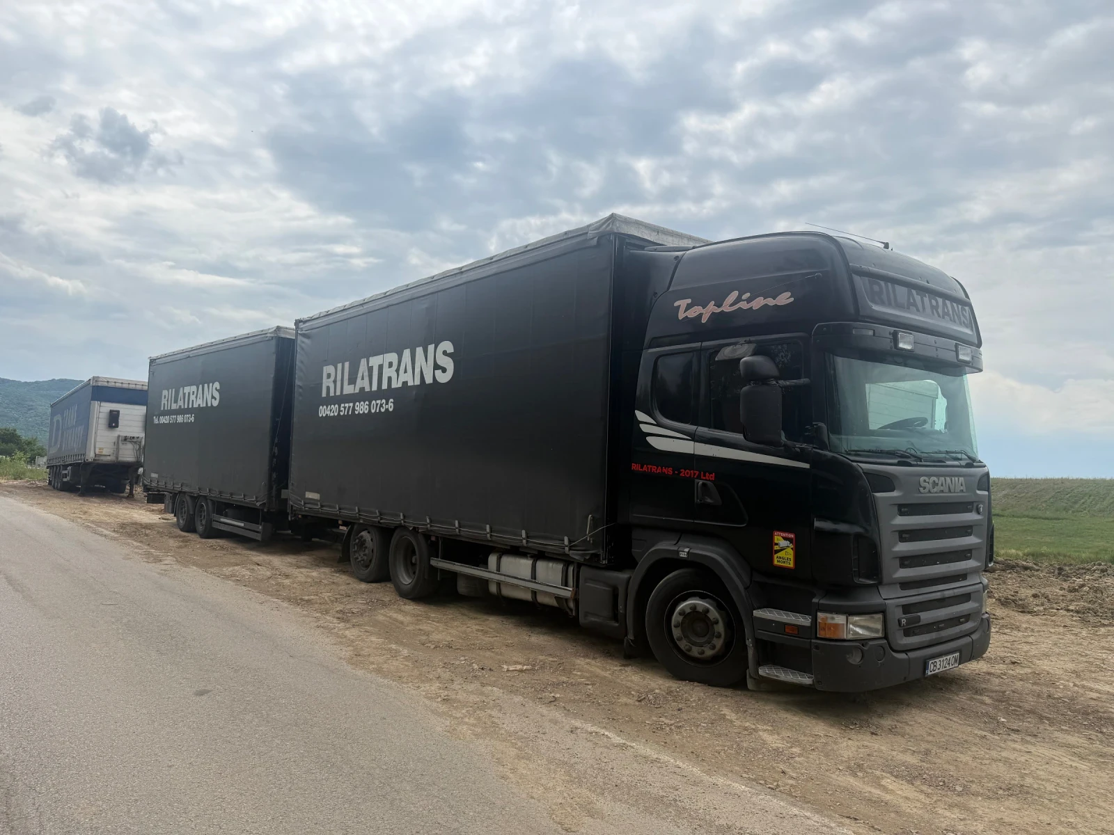 Scania R 420 Хенгер, снимка 3 - Камиони - 55001934