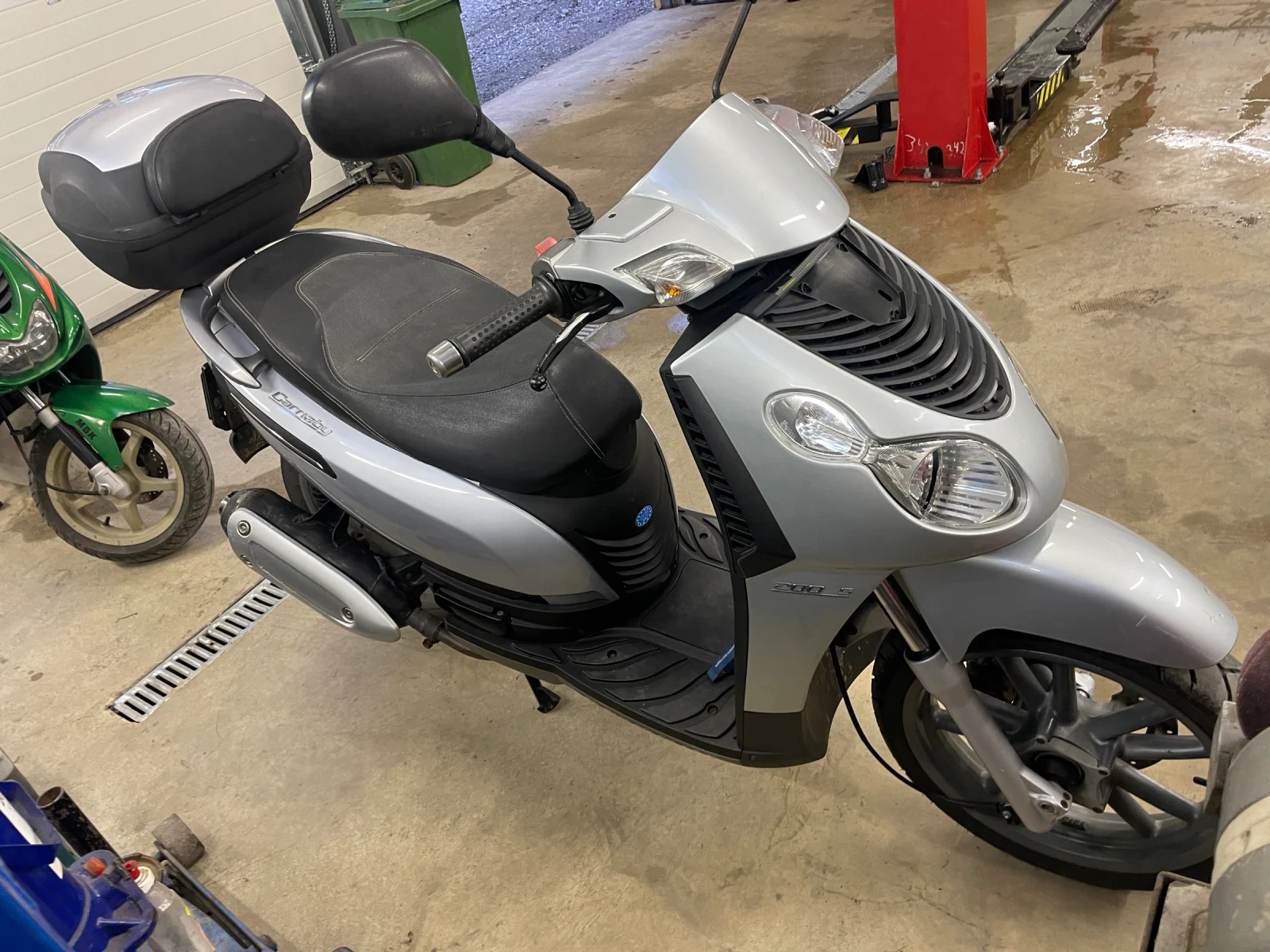 Piaggio Carnaby 200es - изображение 5