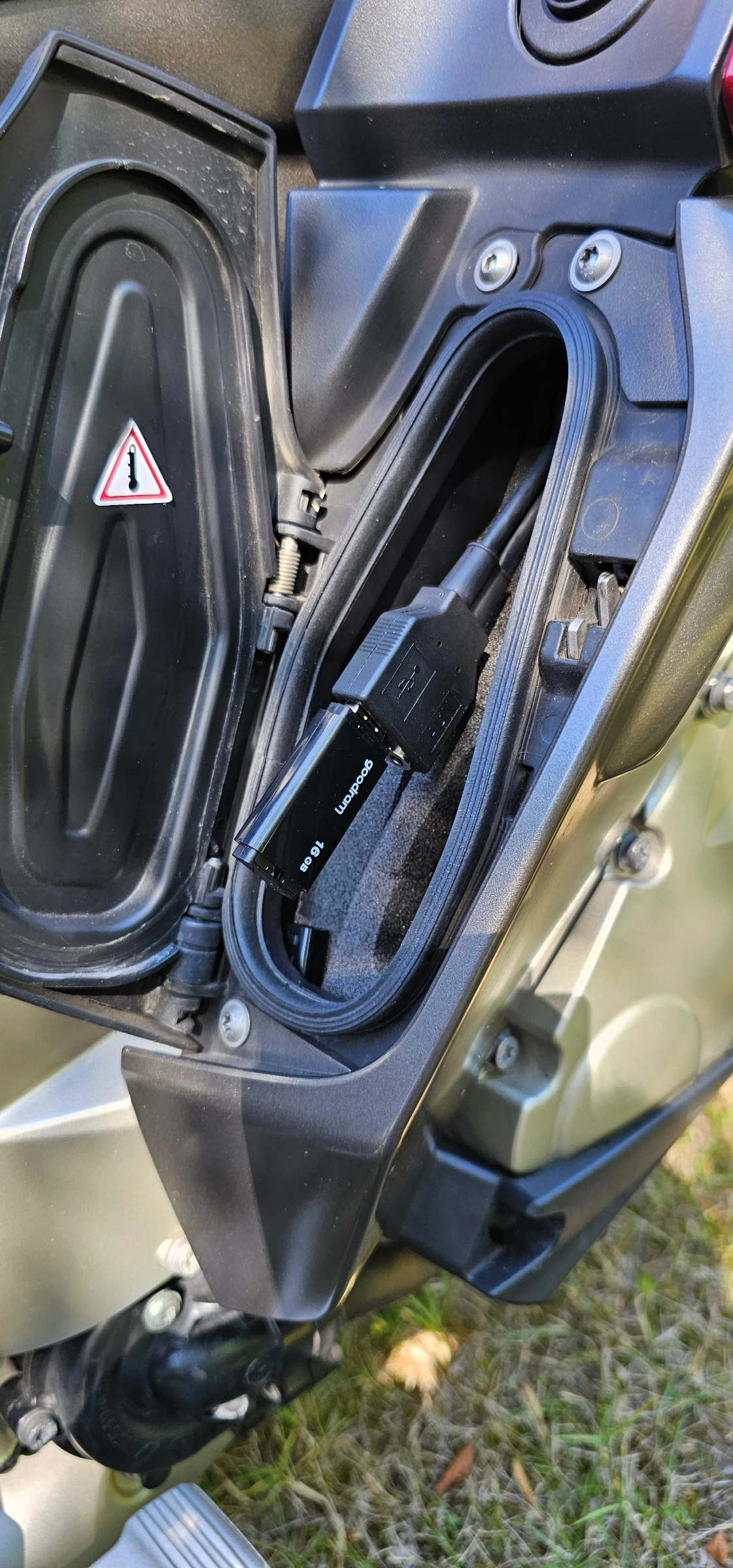 BMW K GT | Mobile.bg   14