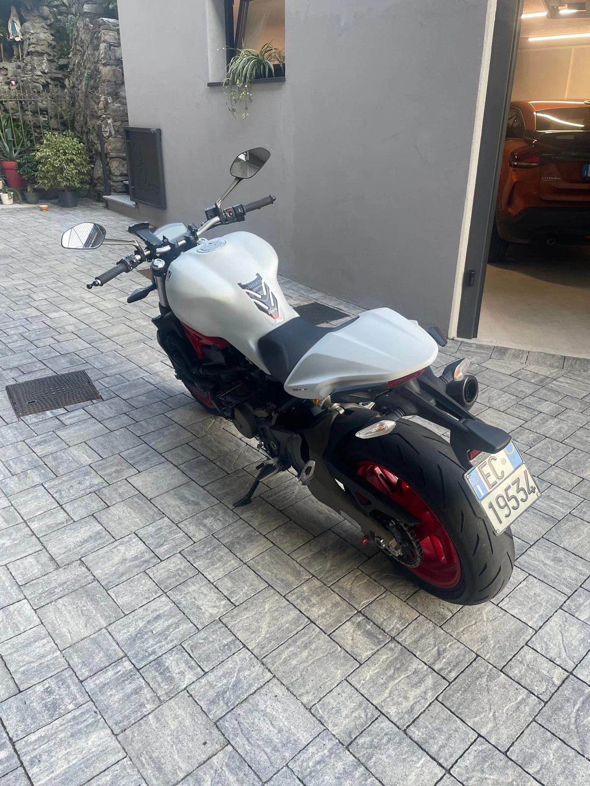 Ducati Monster 821-LIZING  - изображение 8