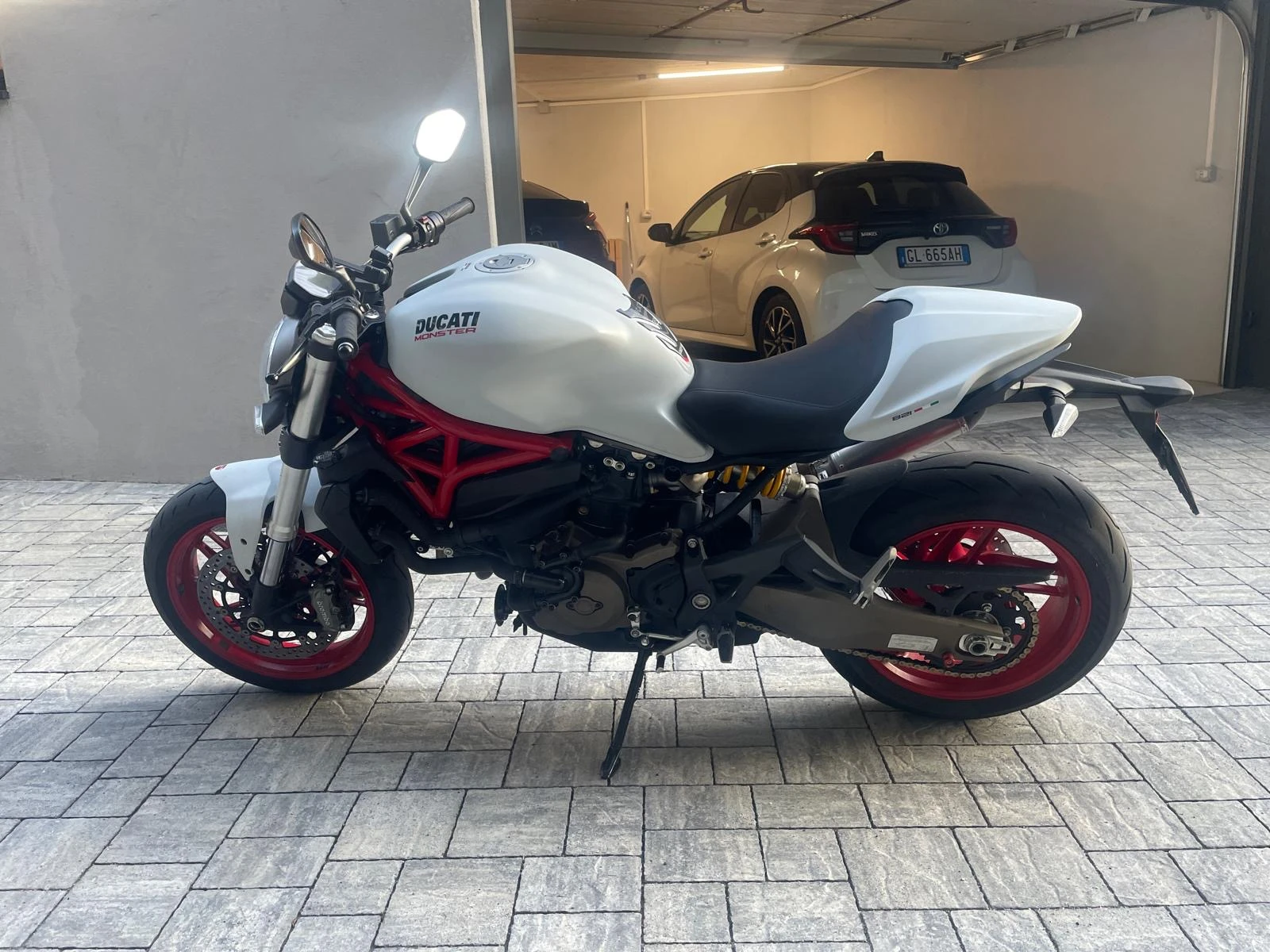 Ducati Monster 821-LIZING  - изображение 2