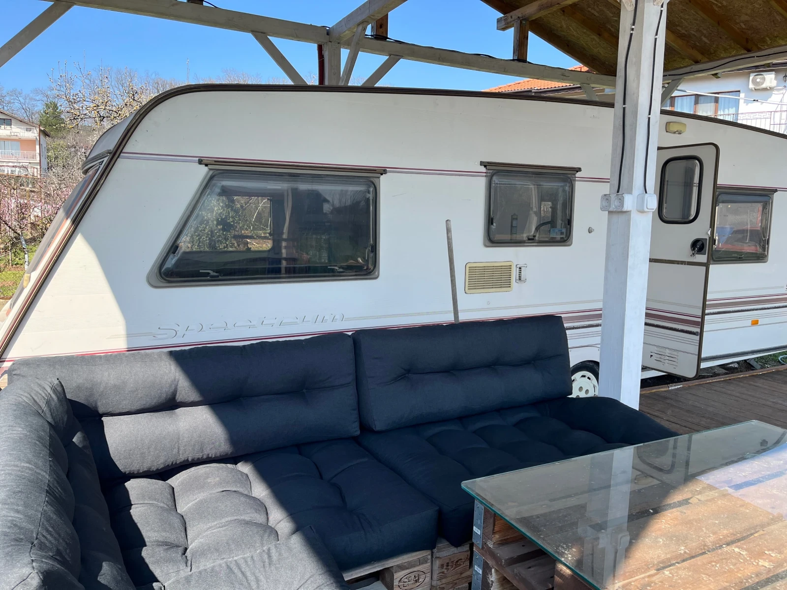 Каравана Swift Abbey Spectrum 520, снимка 6 - Каравани и кемпери - 54167757