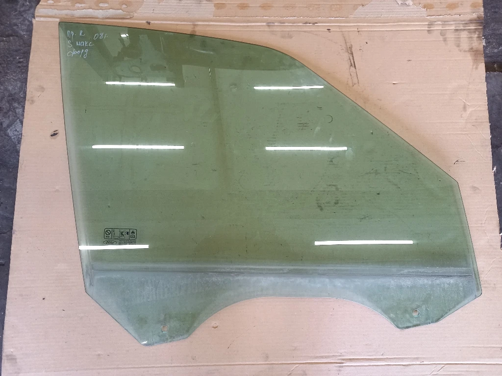 Стъкло предно дясно Форд С Макс (S)