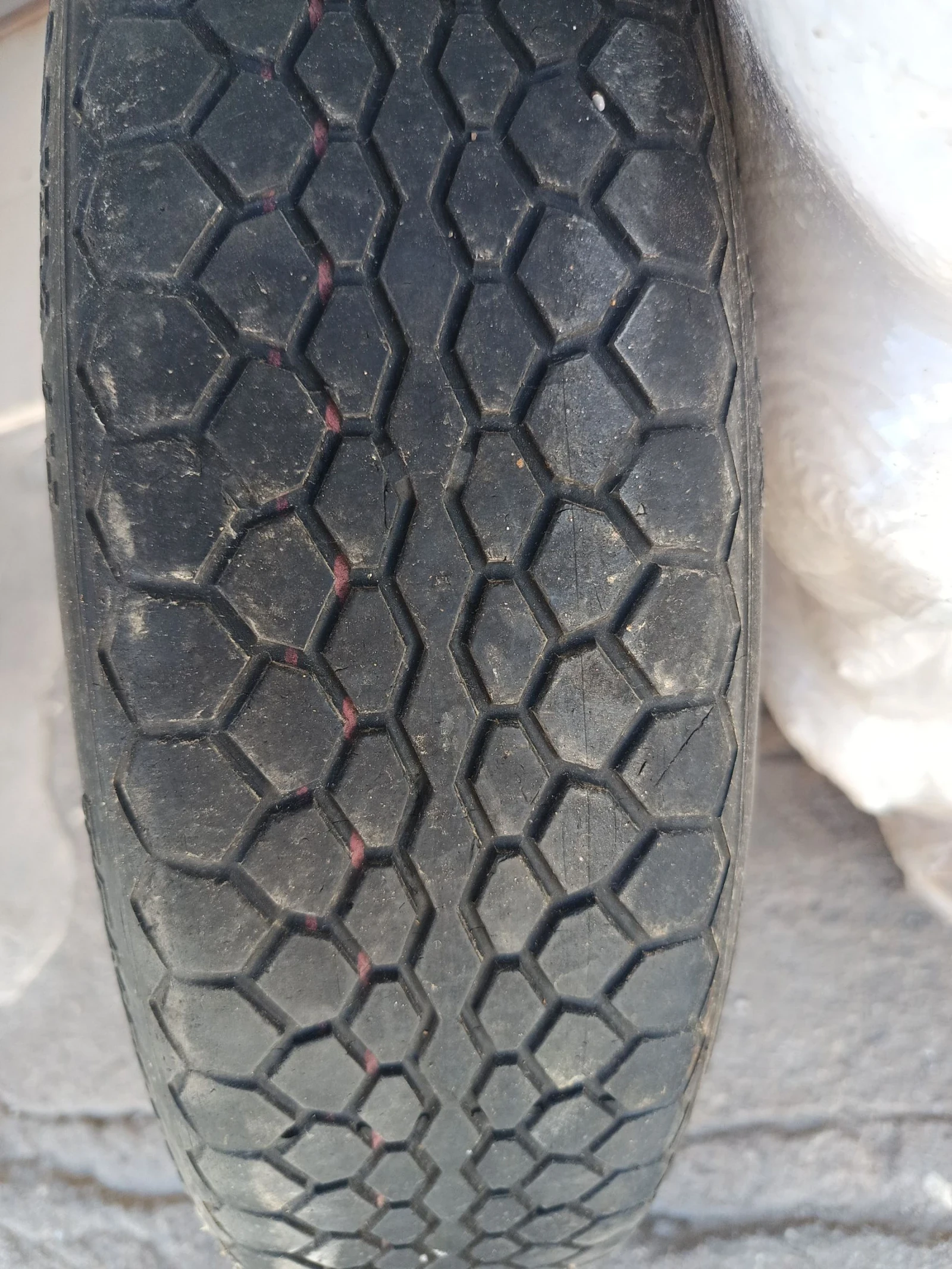 Гуми с джанти Michelin 115/70R15, снимка 3 - Гуми и джанти - 55389264