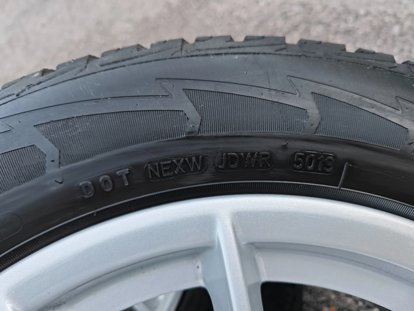 Гуми с джанти Goodyear 205/60R16, снимка 7 - Гуми и джанти - 55985117