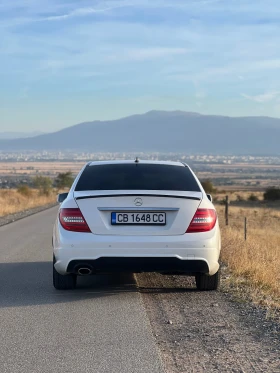 Mercedes-Benz C 220, снимка 2