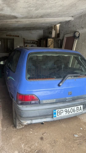 Renault Clio 1.2i - 600 € / 1173.50 лв. - 27519953 3