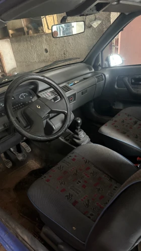 Renault Clio 1.2i - 600 € / 1173.50 лв. - 27519953 4