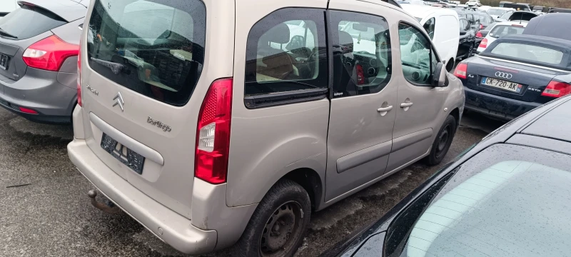 Citroen Berlingo 1.6 HDi, снимка 5 - Автомобили и джипове - 29421628