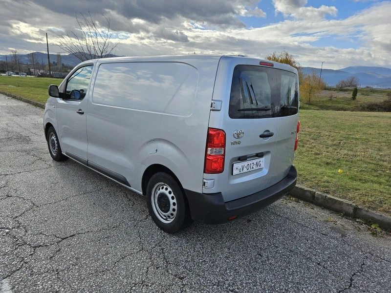 Toyota Proace City 1.6d , снимка 6 - Автомобили и джипове - 47930789