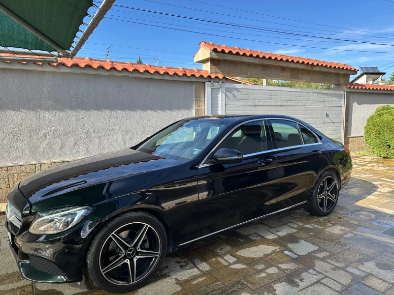 Mercedes-Benz C 220, снимка 1 - Автомобили и джипове - 47334571