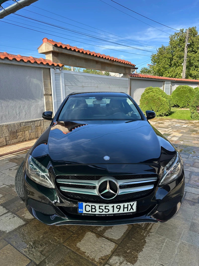 Mercedes-Benz C 220, снимка 12 - Автомобили и джипове - 47334571