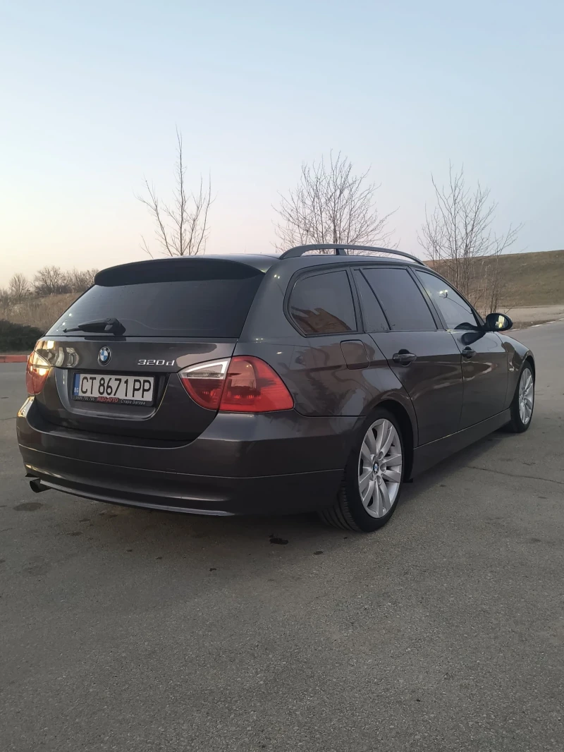 BMW 320 320d, снимка 4 - Автомобили и джипове - 49064620