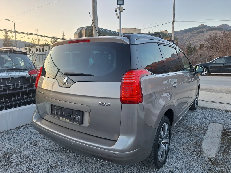 Peugeot 5008 2.0 HDI NAVI , снимка 5 - Автомобили и джипове - 49365228