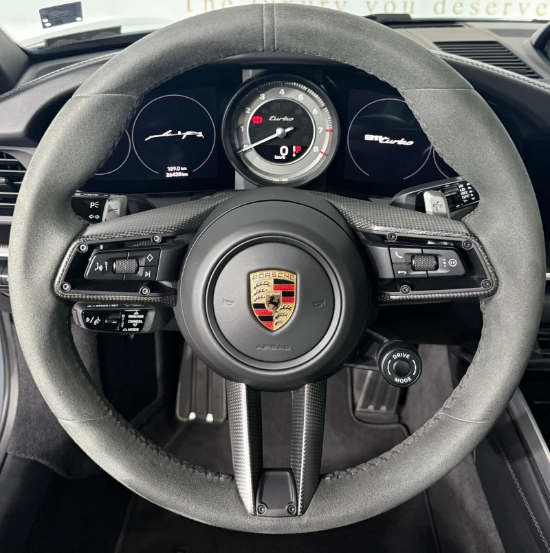Porsche 911 Turbo* 992.1* Carbon* Burmester* Chrono, снимка 11 - Автомобили и джипове - 51353590