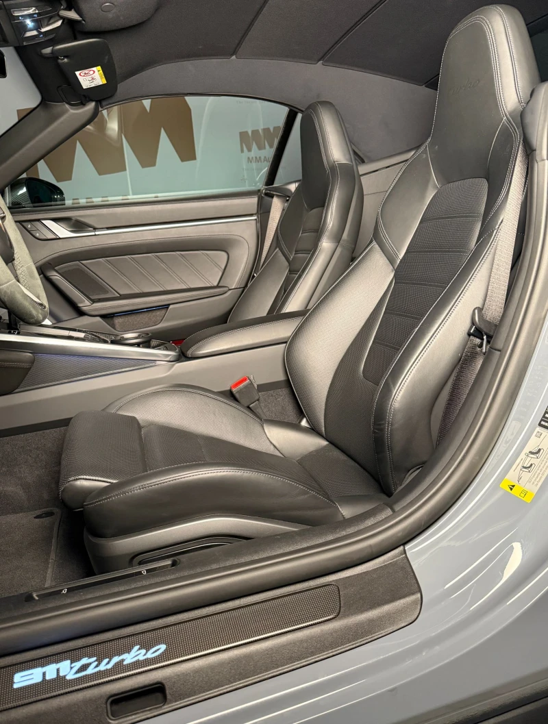 Porsche 911 Turbo* 992.1* Carbon* Burmester* Chrono, снимка 8 - Автомобили и джипове - 51353590