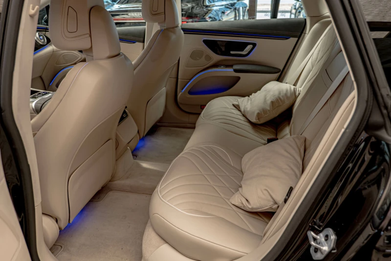 Mercedes-Benz EQS 580/4Matic/Hyper Screen/Камера/Обдухване, снимка 9 - Автомобили и джипове - 51659077