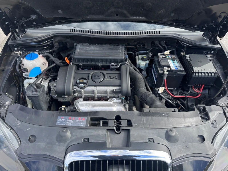 Seat Leon 1.4i - КЛИМАТИК - РЕАЛНИ КИЛОМЕТРИ, снимка 15 - Автомобили и джипове - 51909071