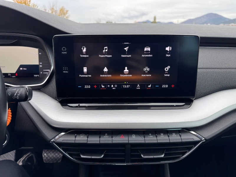 Skoda Octavia 2.0TDI 150кс * Digital* LED* ПЕРФЕКТЕН* , снимка 15 - Автомобили и джипове - 52325518