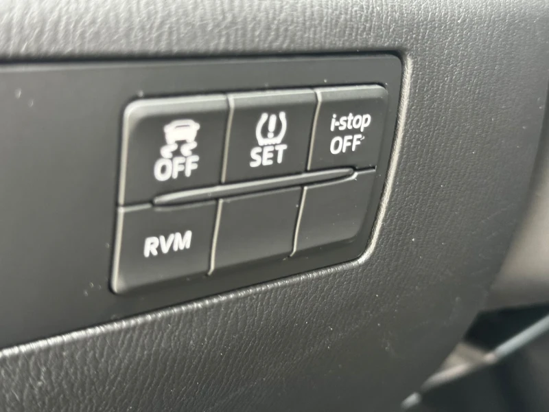 Mazda 3 2.2 SKYACTIV , снимка 17 - Автомобили и джипове - 52650583