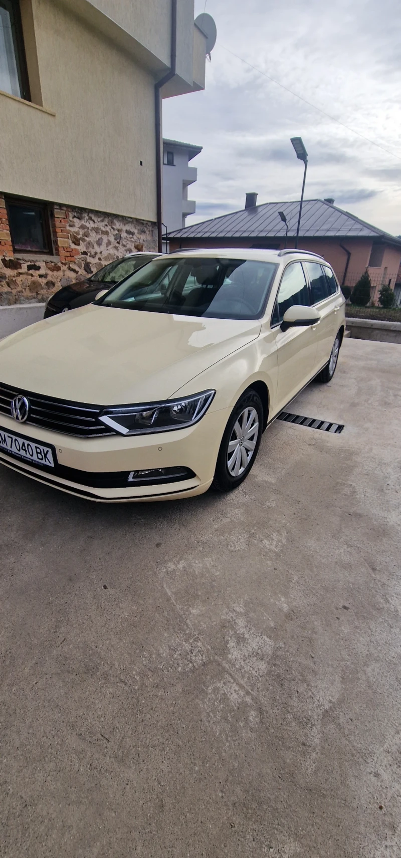 VW Passat, снимка 6 - Автомобили и джипове - 52729821