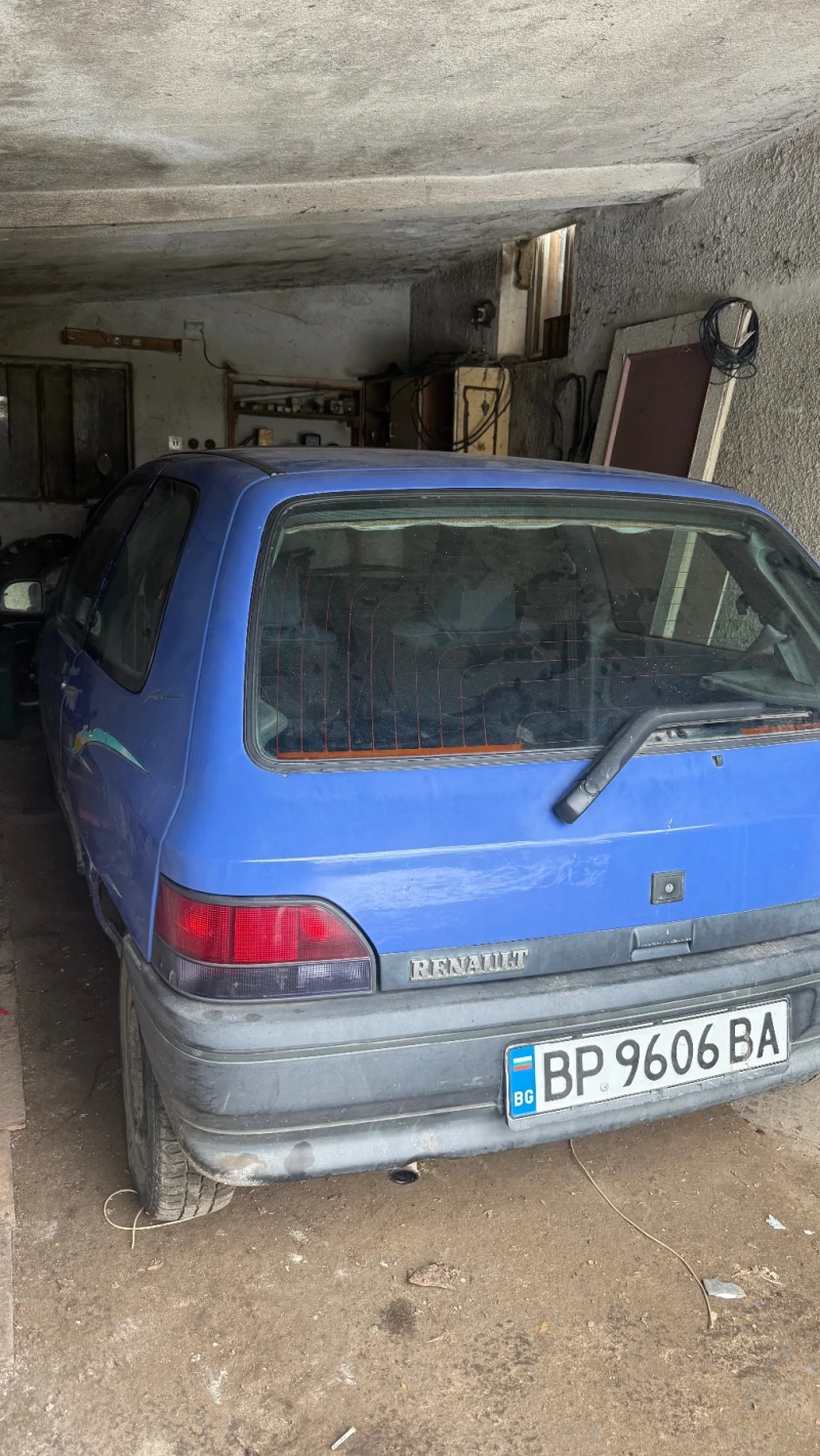 Renault Clio 1.2i, снимка 3 - Автомобили и джипове - 53132578