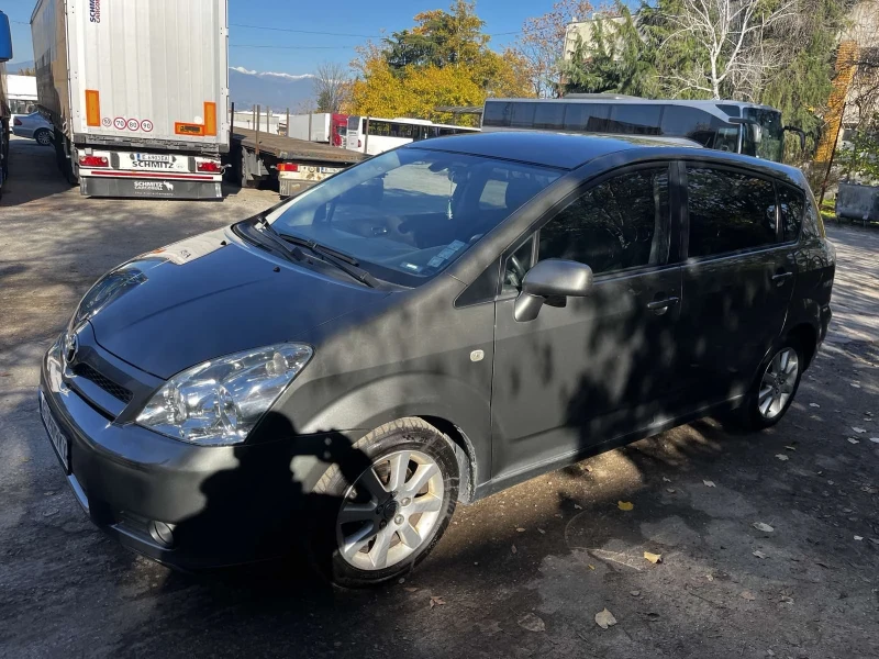 Toyota Corolla verso, снимка 4 - Автомобили и джипове - 53310494