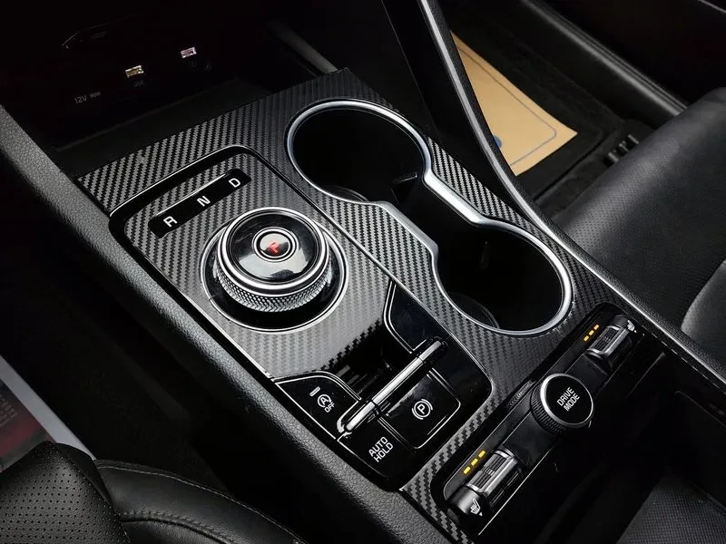 Kia K5 2.0 Trendy, снимка 9 - Автомобили и джипове - 56127635