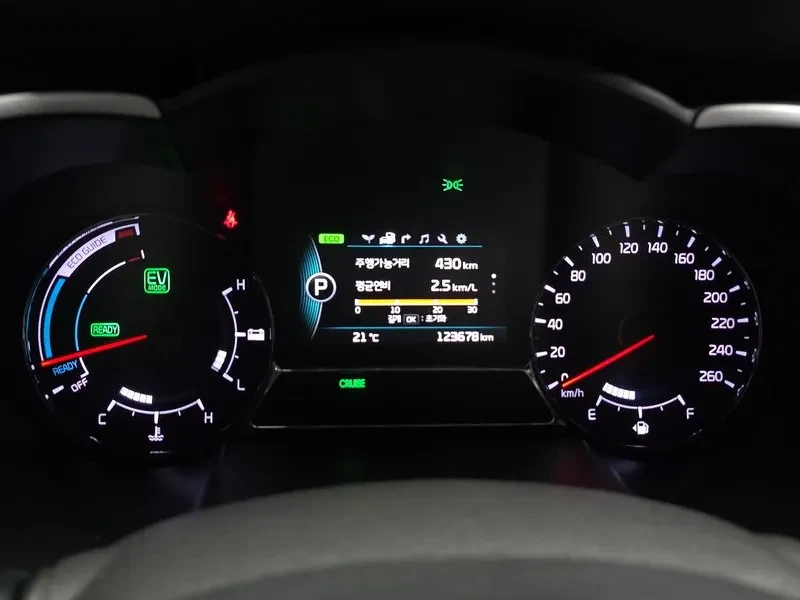 Kia K5 Noblesse, снимка 8 - Автомобили и джипове - 56531116