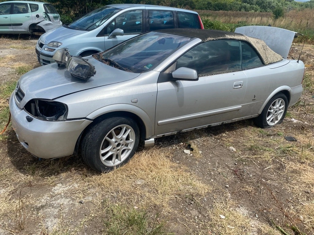 Opel Astra bertone 2br 2.2 - изображение 7