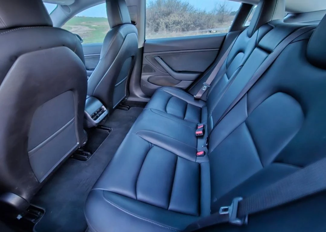 Tesla Model 3  44   | Mobile.bg   12