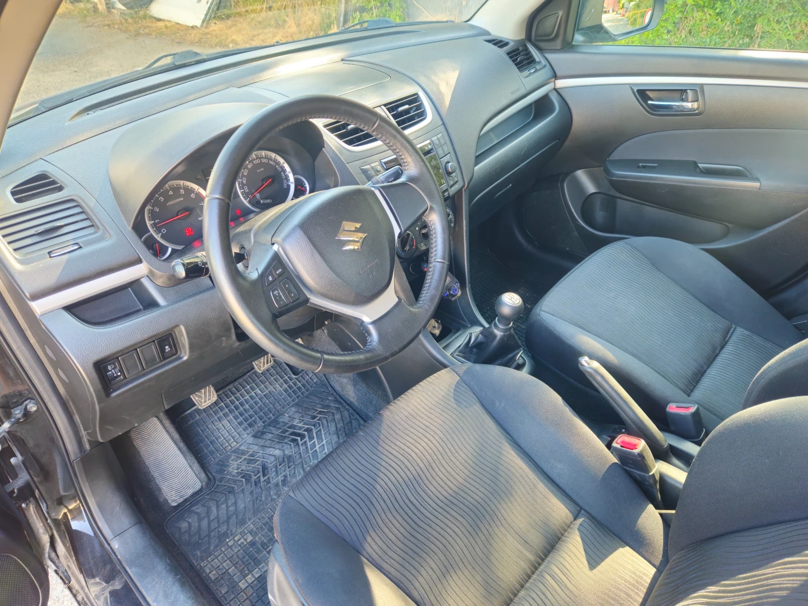Suzuki Swift 1.3 95 к.с/4Х4/ЕВРО5 - изображение 9