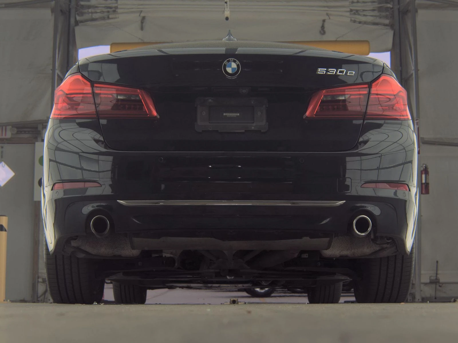 BMW 530E * XDRIVE* LUXURY LINE* DIGITAL* MEMORY* PODGREV*  - изображение 8