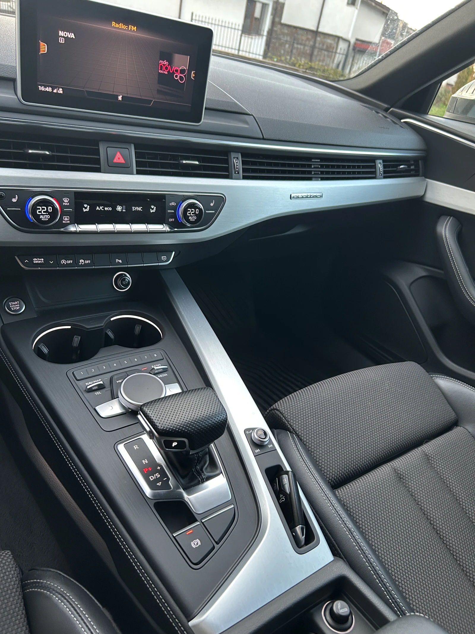 Audi A4 Sport 40 TDI 3xS Line quattro S tronic - изображение 9