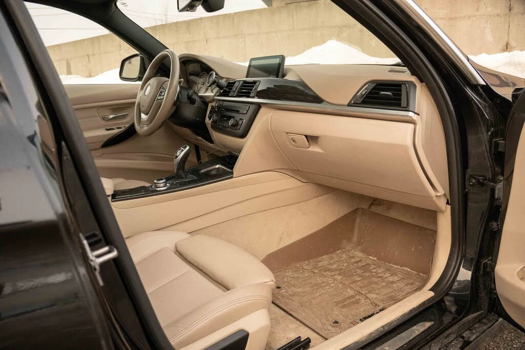 BMW 335 !xDrive!* АвтоКредит* Цена до БГ* , снимка 14 - Автомобили и джипове - 53818111