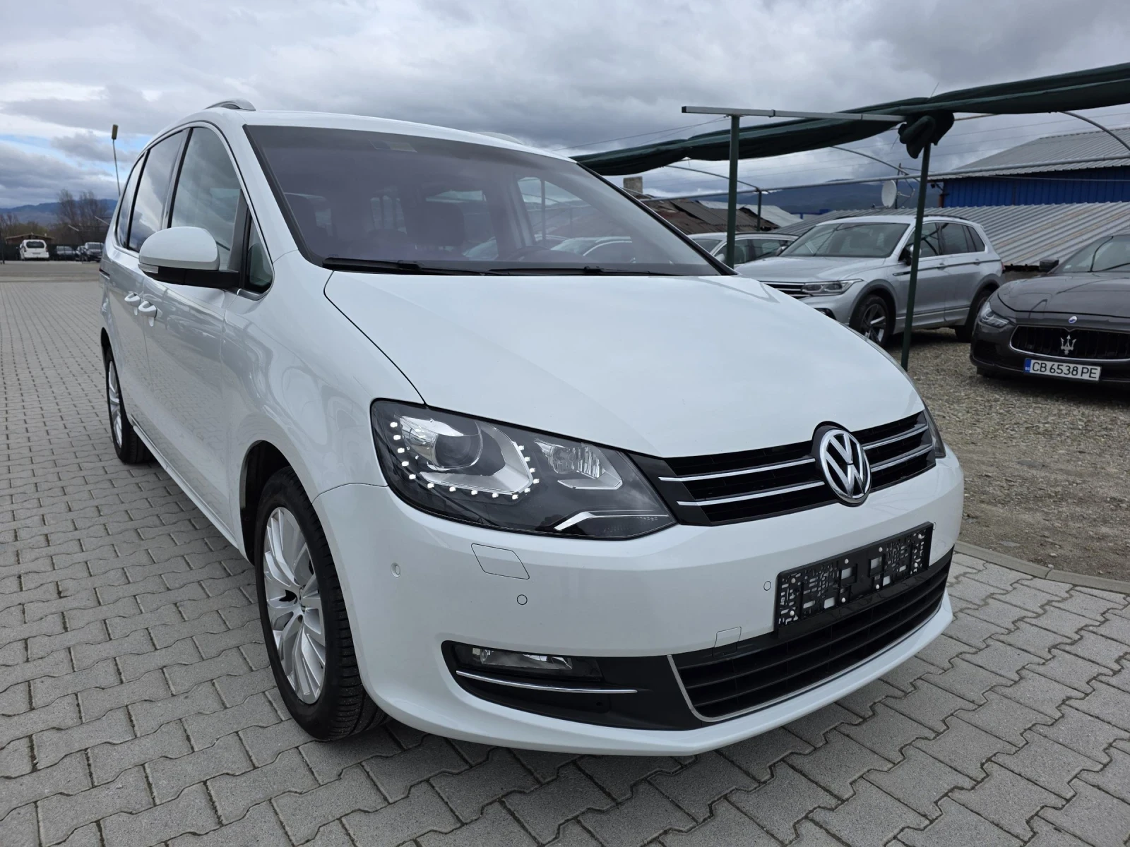 VW Sharan 2.0TDi DSG High-line 177k Лизинг