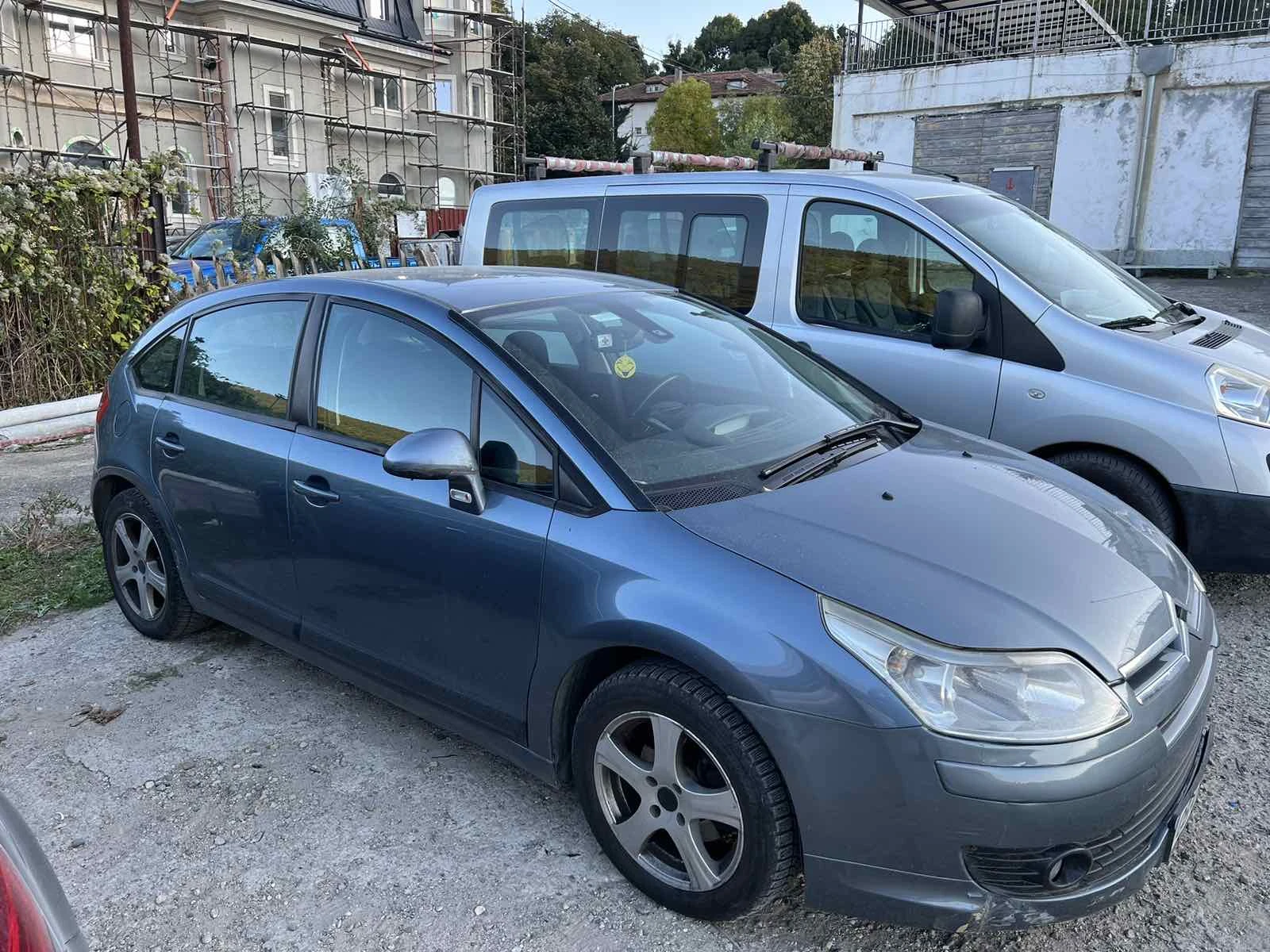 Citroen C4 I Hatchback, снимка 2 - Автомобили и джипове - 53984901