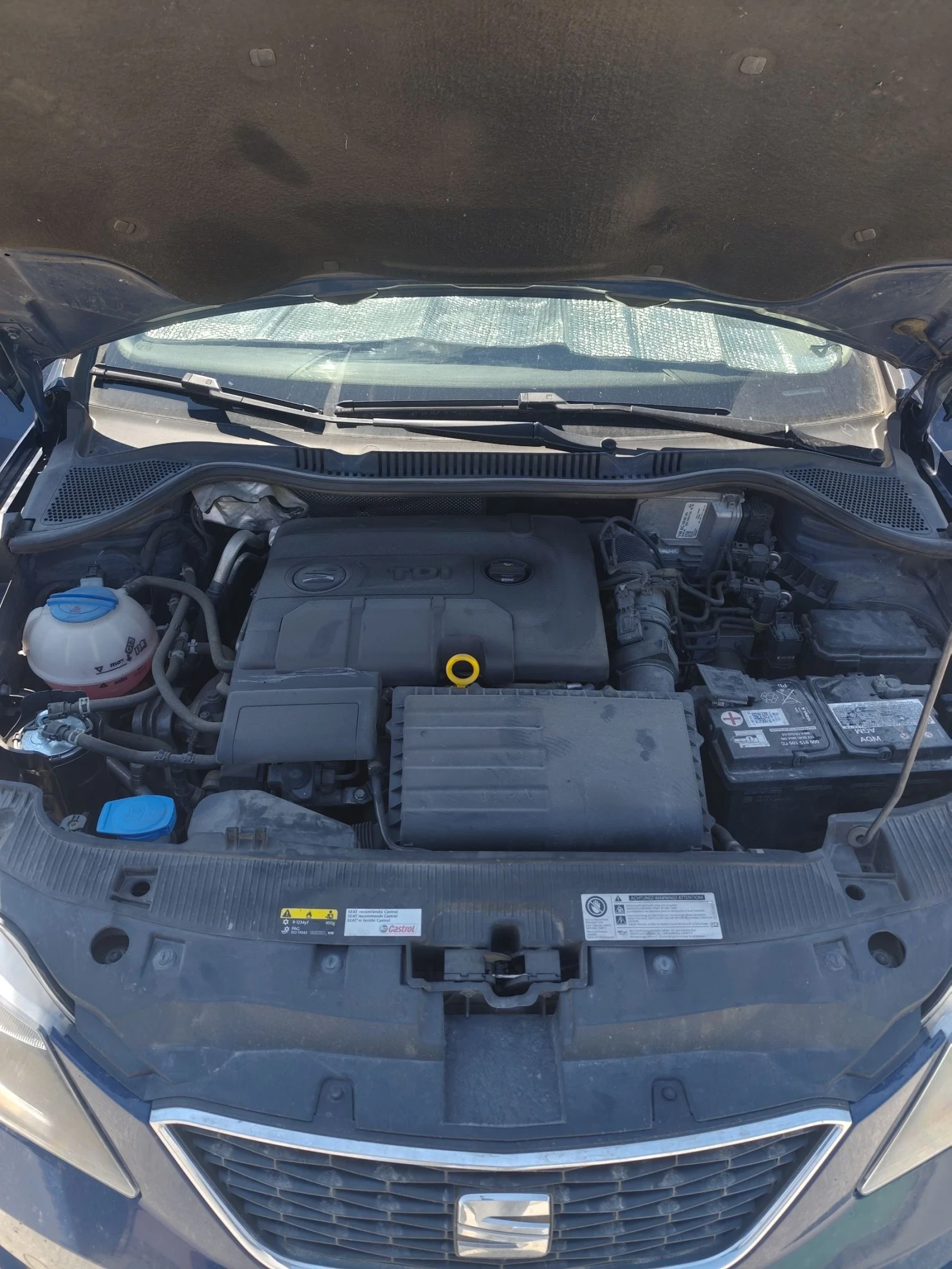 Seat Ibiza Seat Ibiza 1.4 75кс., снимка 3 - Автомобили и джипове - 54243645