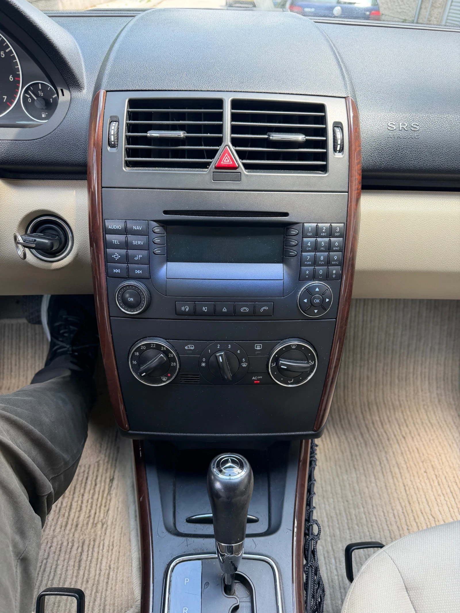 Mercedes-Benz A 170 1.7I AUTOMATIC , снимка 7 - Автомобили и джипове - 54833901