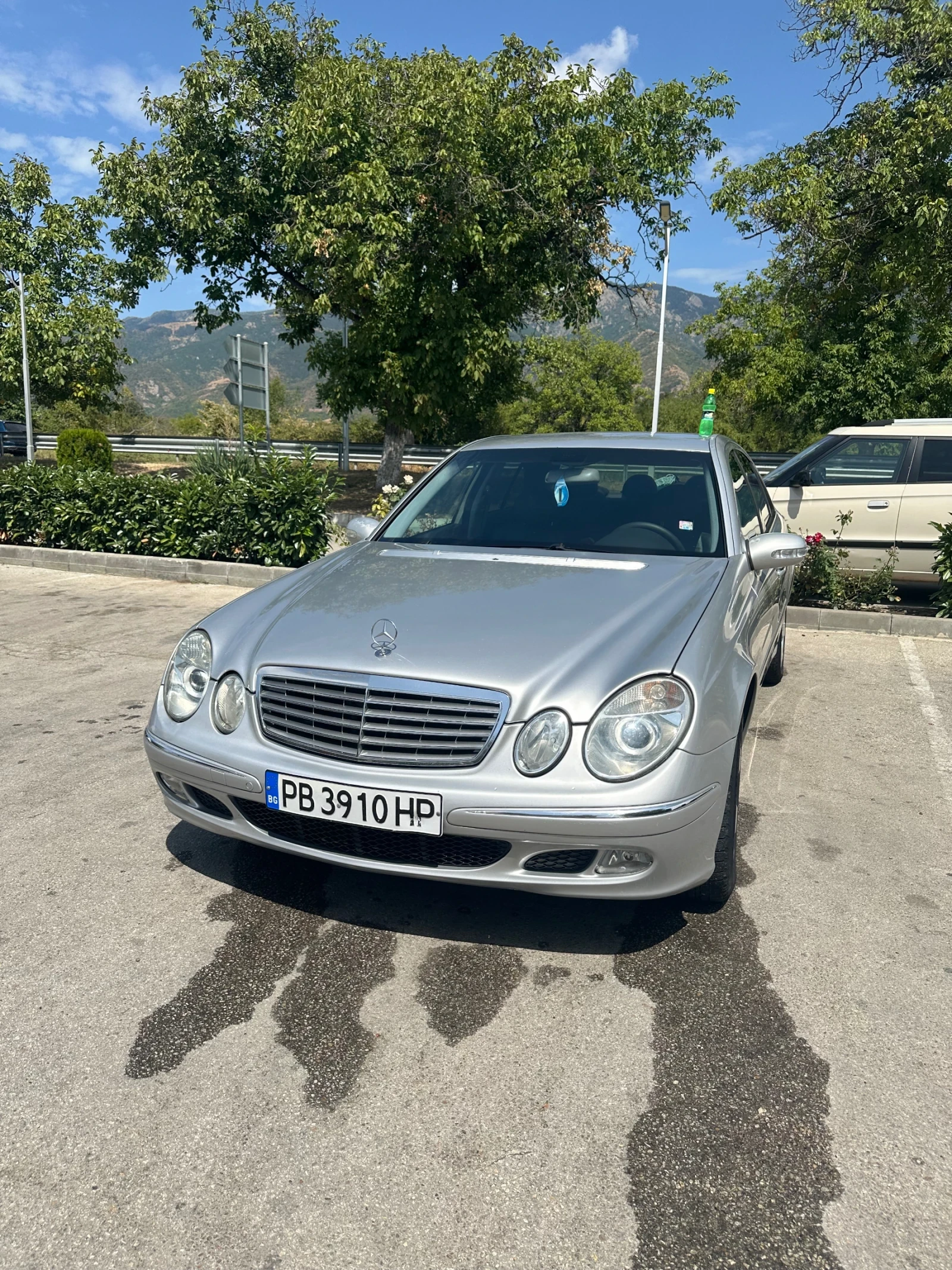 Mercedes-Benz E 270 2.7 cdi, снимка 4 - Автомобили и джипове - 55961531