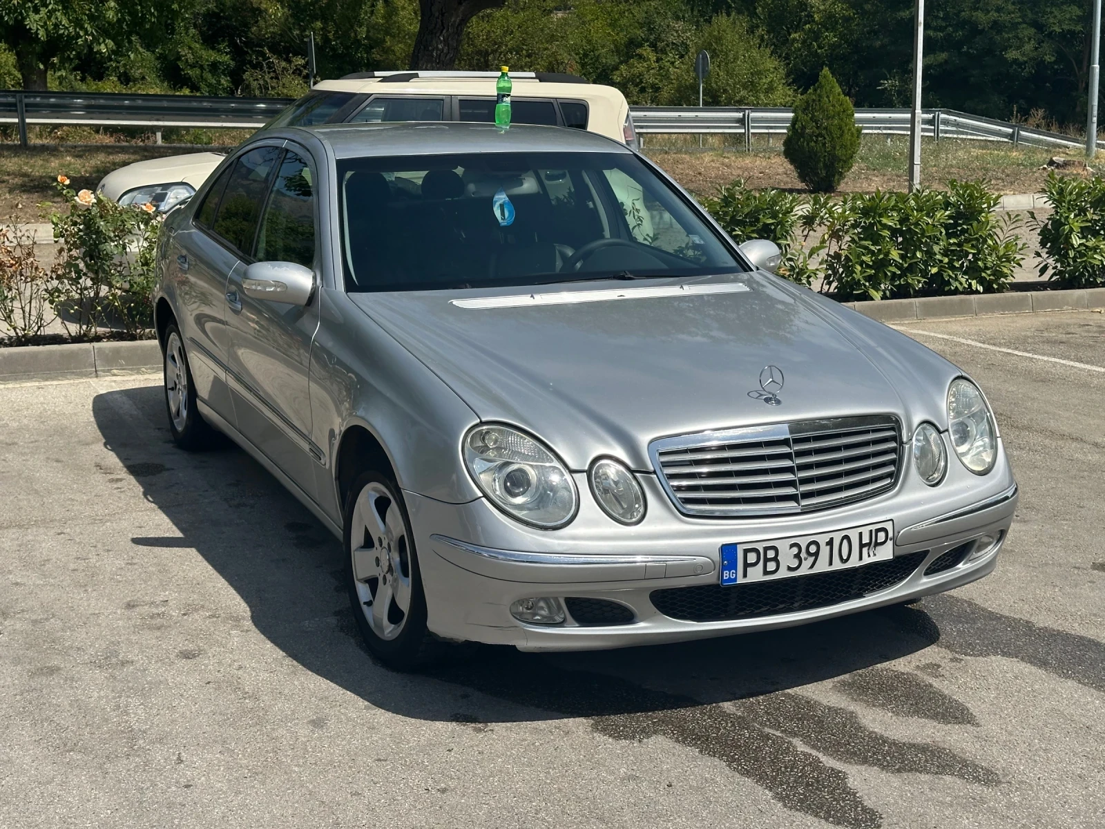 Mercedes-Benz E 270 2.7 cdi, снимка 2 - Автомобили и джипове - 55961531