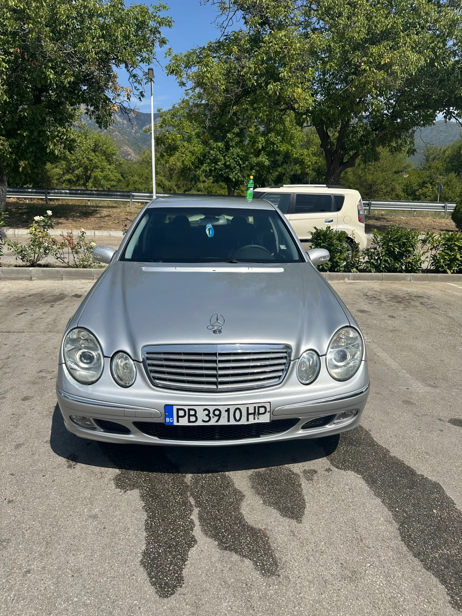 Mercedes-Benz E 270 2.7 cdi, снимка 3 - Автомобили и джипове - 55961531