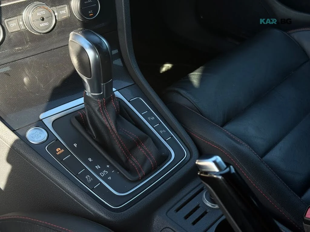 VW Golf АвтоКредит * (ЦЕНА ДО БГ), снимка 15 - Автомобили и джипове - 56086875
