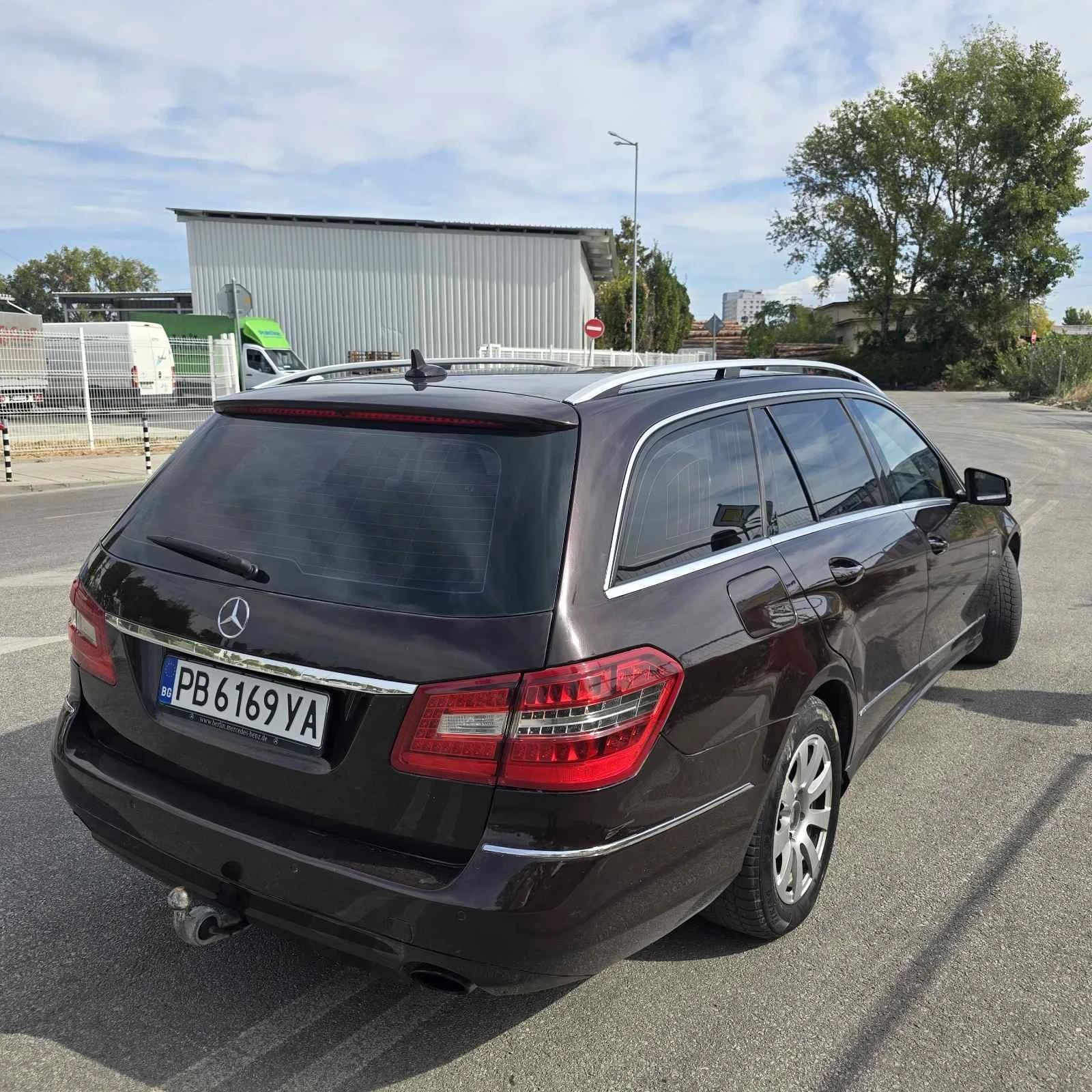 Mercedes-Benz E 350, снимка 5 - Автомобили и джипове - 56292684