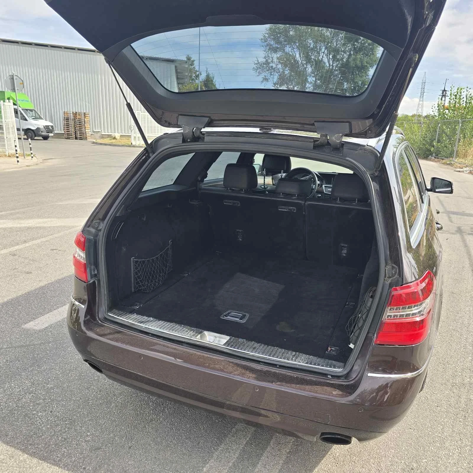 Mercedes-Benz E 350, снимка 6 - Автомобили и джипове - 56292684