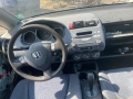 Honda Jazz 1.3, снимка 8 - Автомобили и джипове - 40418061